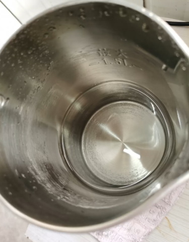 使用柠檬酸去水垢后效果